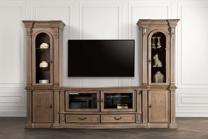 Seven Oaks - Image 2