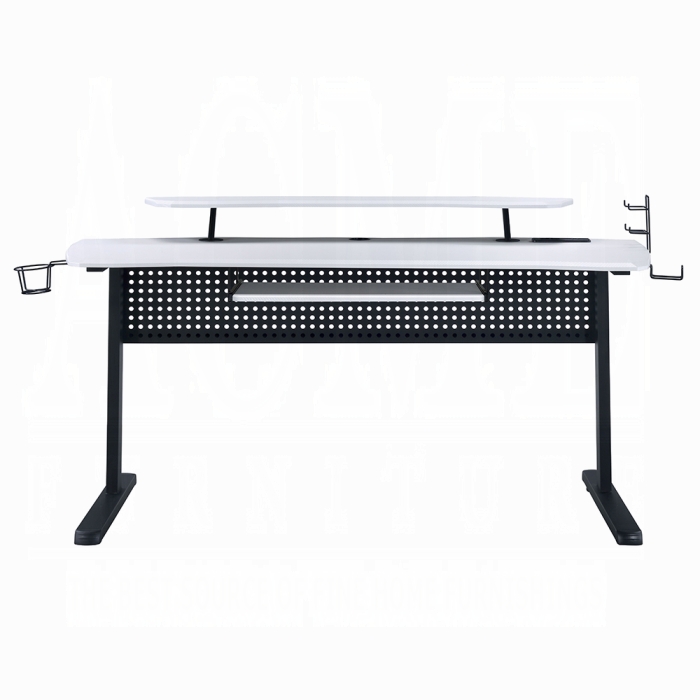 Vildre Gaming Desk W/USB - Image 3