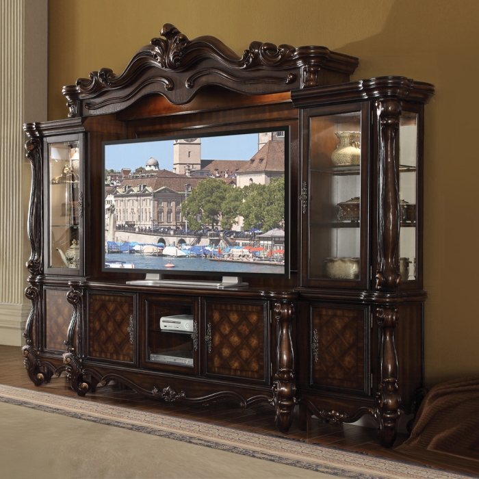 Versailles Entertainment Center