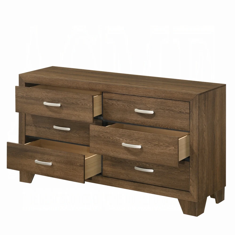 Miquell Dresser - Image 4